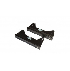 Upevnění sportovní skořepinové sedačky FIA