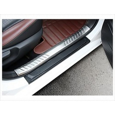 Carbon universální lišty prahů sada 4 ks Carbon universální lišty prahů sada 4 ks