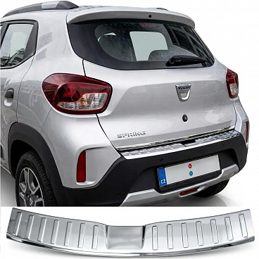 Nerez leštěný kryt horní hrany zadního nárazníku Dacia Spring 2021-24