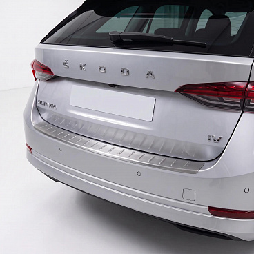 Nerez broušený kryt horní hrany zadního nárazníku Škoda Octavia IV 2020+ liftback