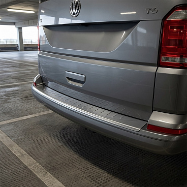 Nerez kryt zadního nárazníku Omtec VW T6 broušený Nerez kryt zadního nárazníku Omtec VW T6 broušený