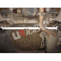 Rozpěra BMW 5-Series E60 530 UltraRacing 2-bodová zadní spodní tyč