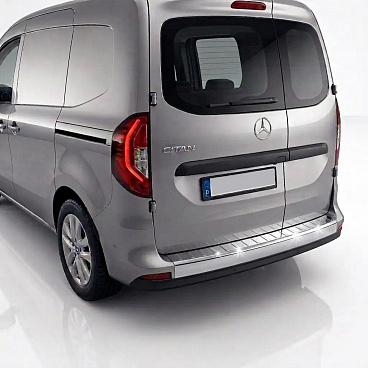 Nerez leštěný kryt horní hrany zadního nárazníku Mercedes Citan, Renault Kangoo 2021+ Nerez leštěný kryt horní hrany zadního nárazníku Mercedes Citan, Renault Kangoo 2021+