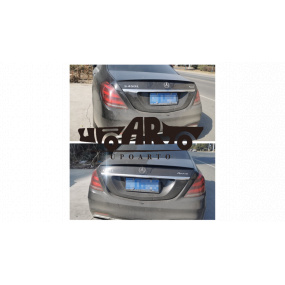 Zadní křídlo Mercedes-Benz S W222 Lip Gloss Black Zadní křídlo Mercedes-Benz S W222 Lip Gloss Black