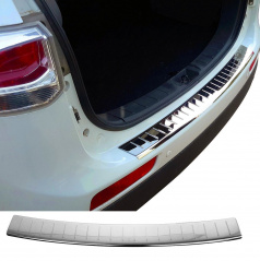 Nerez leštěný panel zadního nárazníku Škoda Superb III kombi 2015+