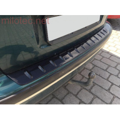 Práh pátých dveří s výstupky ABS-černá metalíza Škoda Octavia I sedan