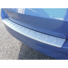 Práh pátých dveří s výstupky, ABS-stříbrný Škoda Fabia III Combi, 12/2014+