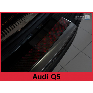 Carbon kryt- černá ochrana prahu zadního nárazníku Audi Q5 2006+